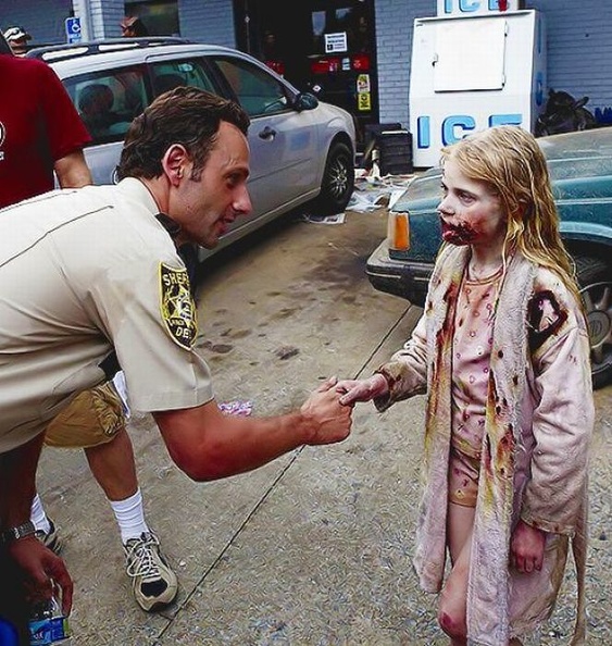 twd_little_girl.jpg